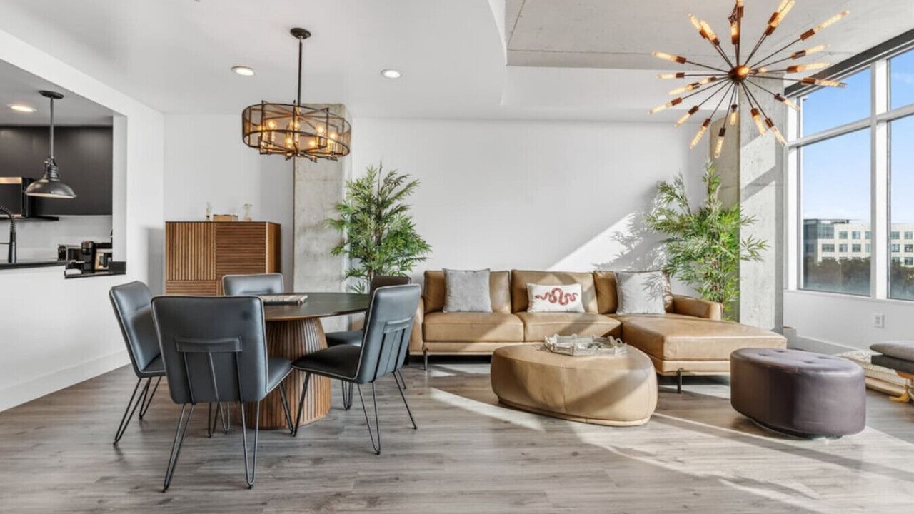 Photo of Livingroom in South Eola