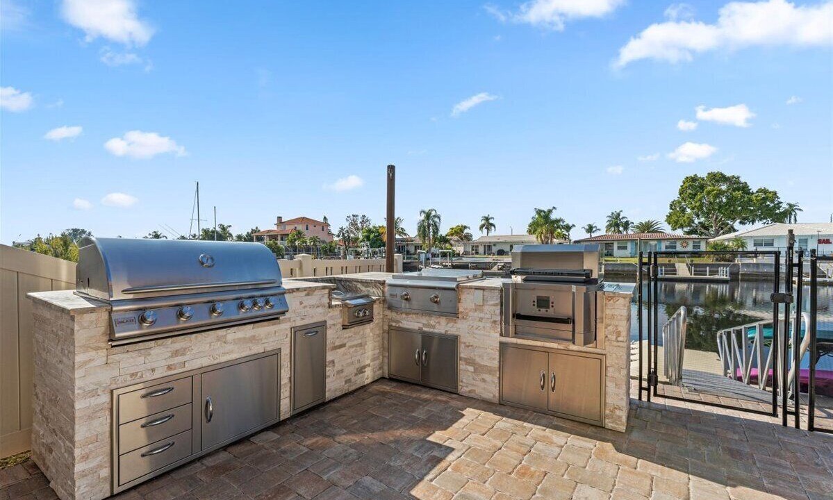 Photo of Patio Balcony in Gulf Harbors