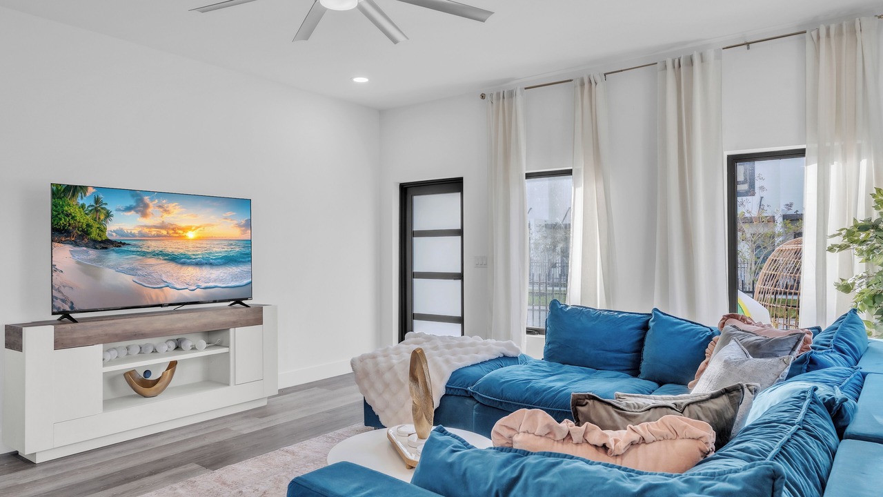Photo of Livingroom in Pinellas Park