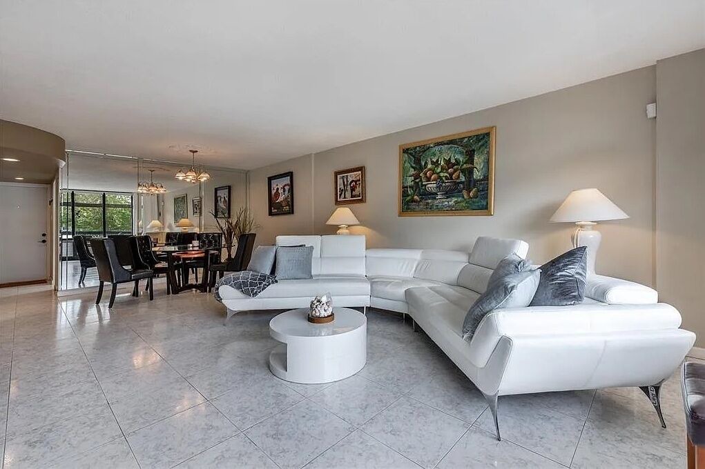 Photo of Livingroom in Boca Raton