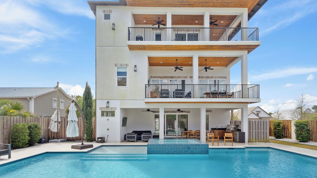 Photo of Outdoor in Gulfview Heights