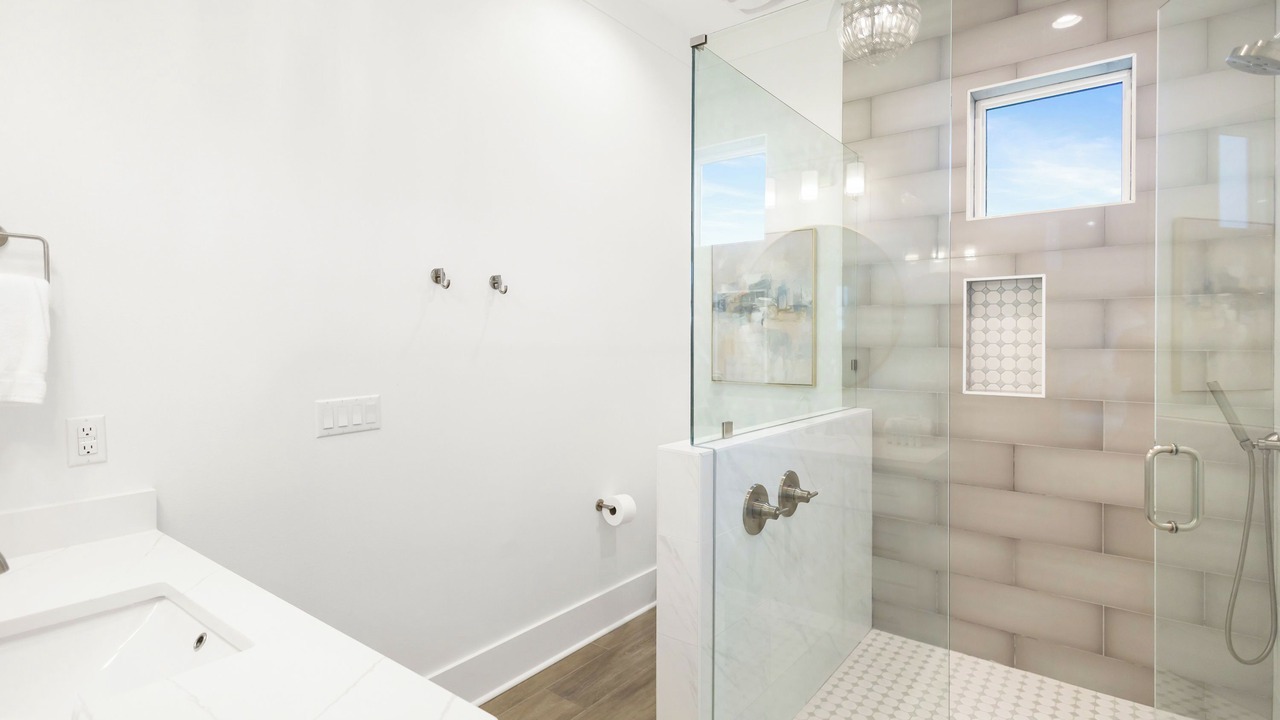 Photo of Bathroom in Gulfview Heights