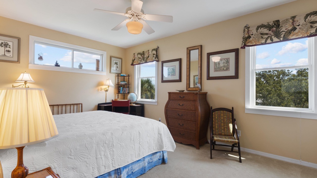 Photo of Bedroom in Cedar Key