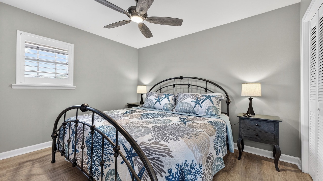 Photo of Bedroom in Miramar Beach