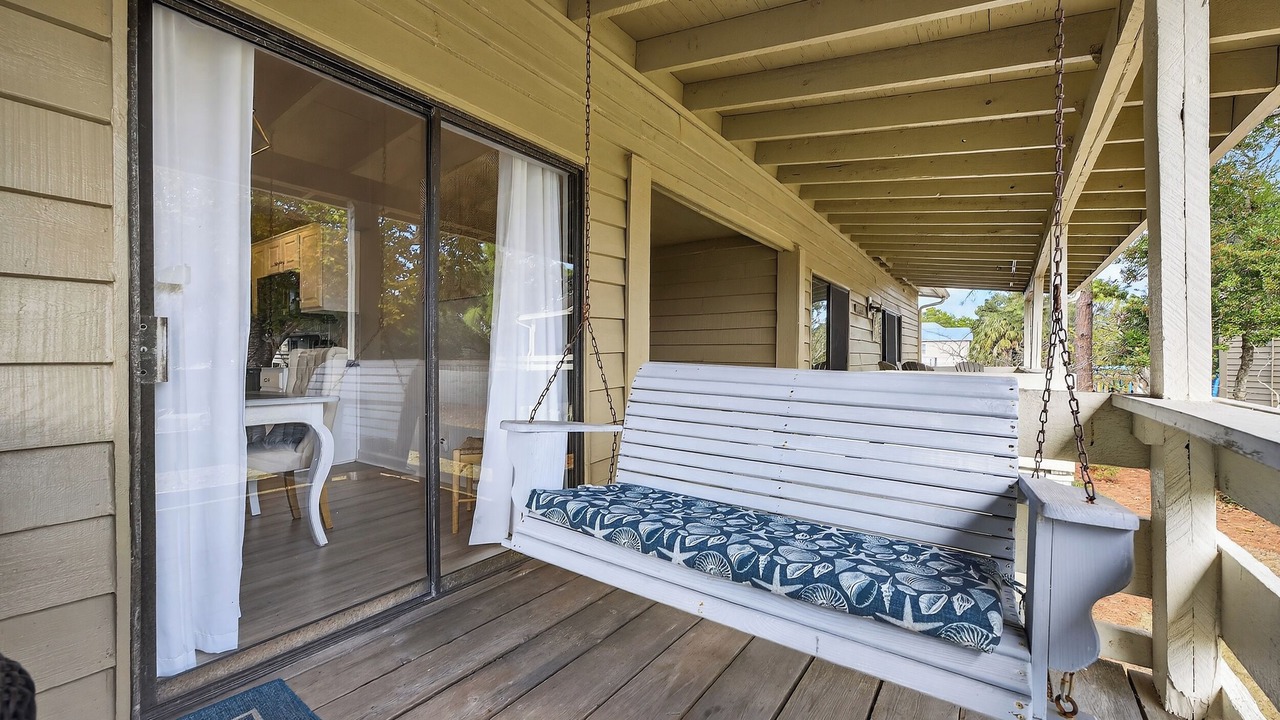 Photo of Patio Balcony in Miramar Beach