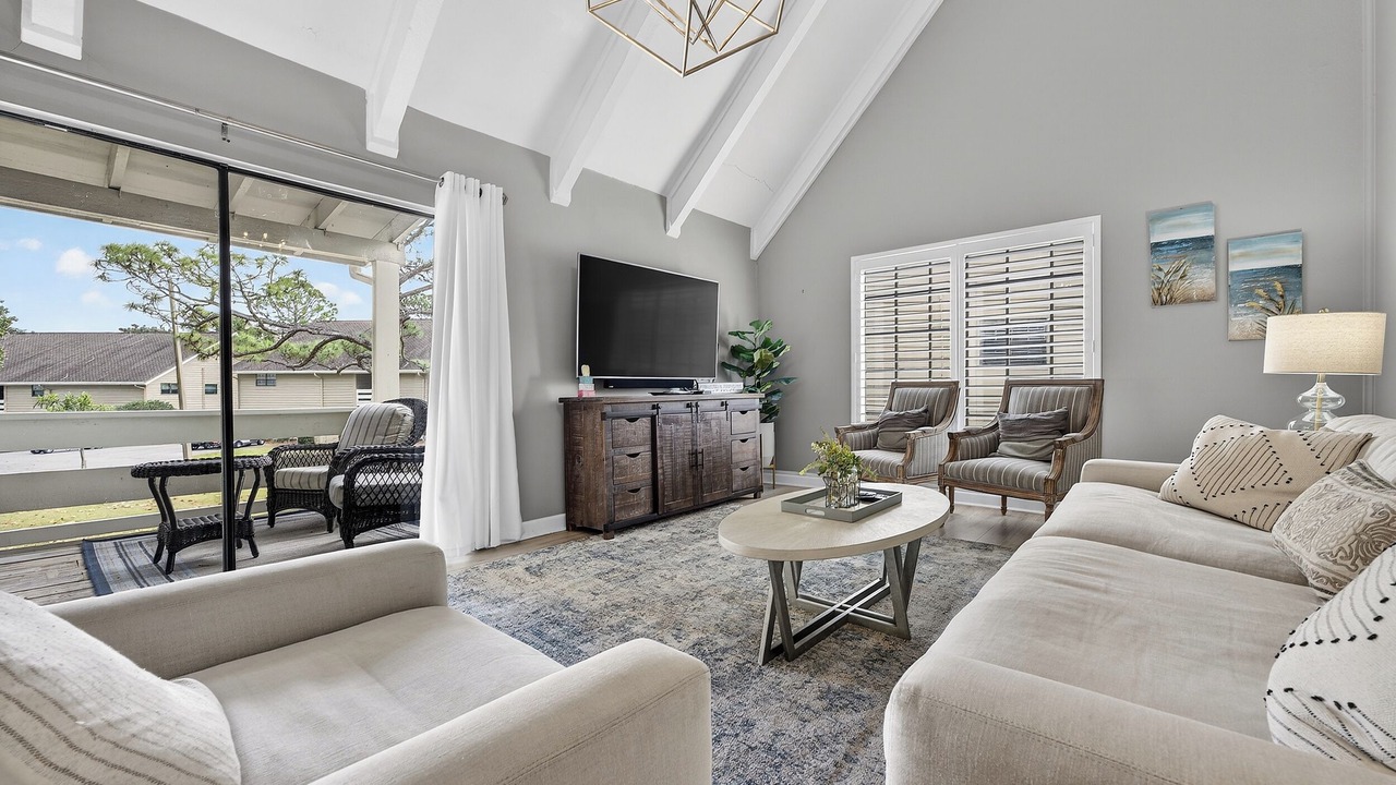 Photo of Livingroom in Miramar Beach