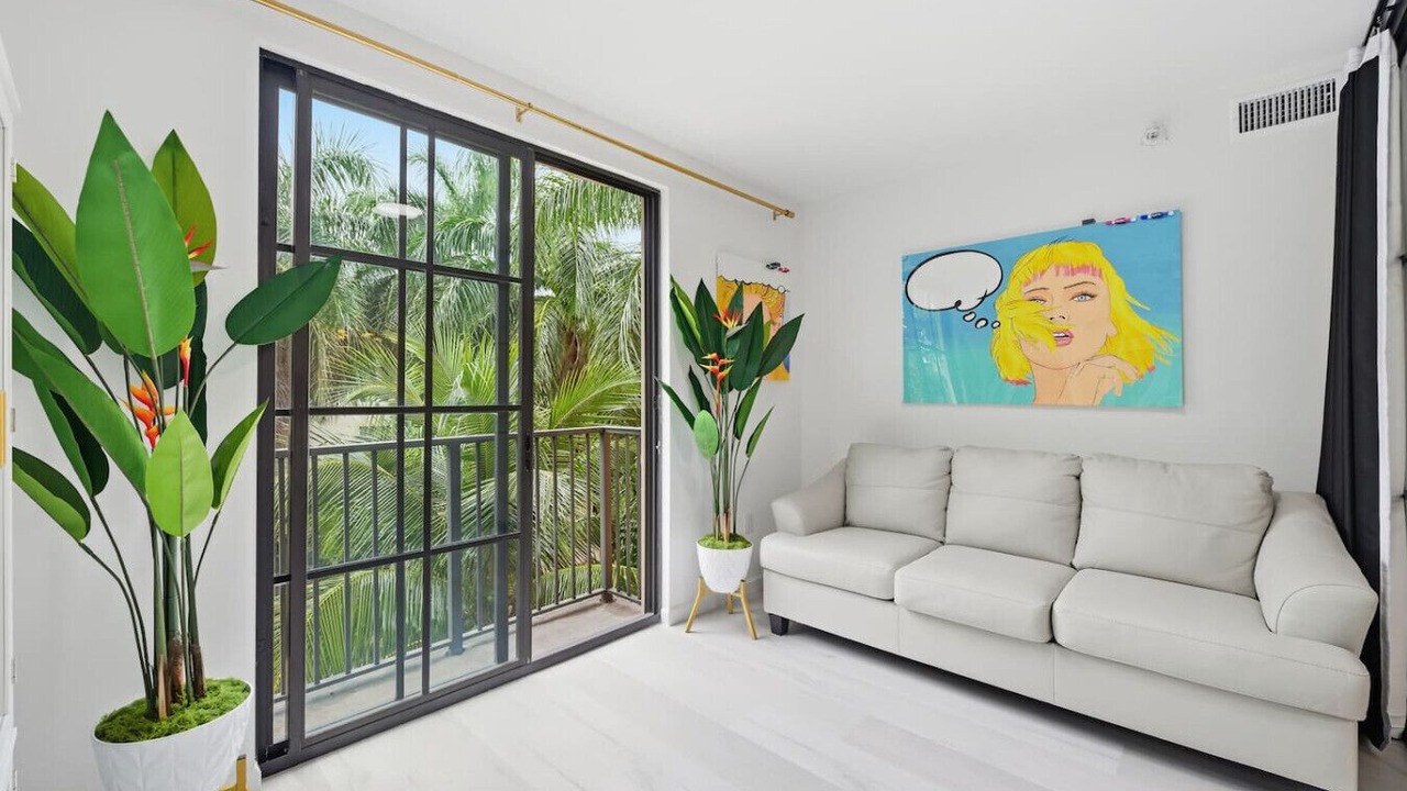 Photo of Livingroom in Downtown West Palm Beach