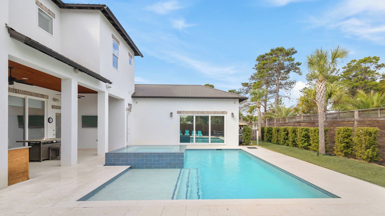 Photo of Outdoor in Gulfview Heights