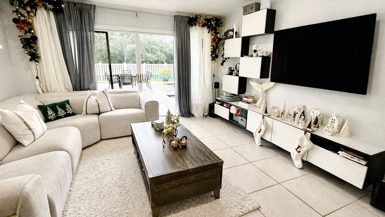 Photo of Livingroom in Florida North Atlantic Coast