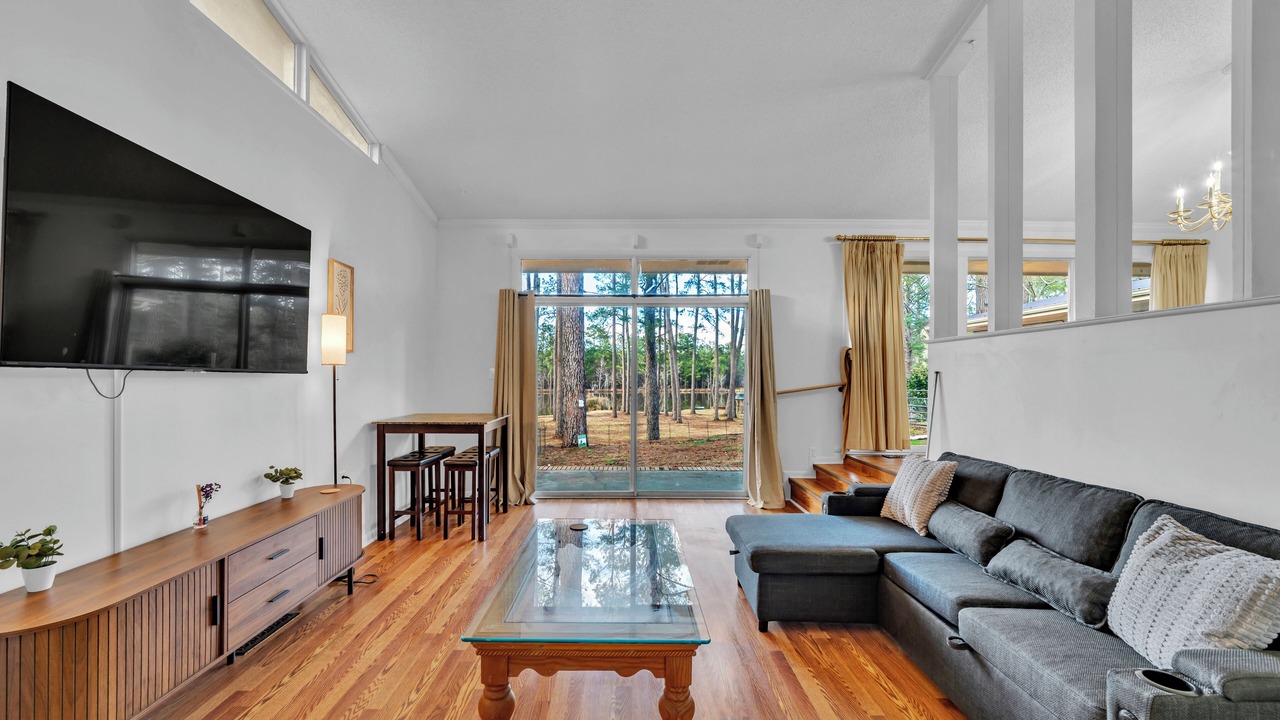 Photo of Livingroom in East Dublin