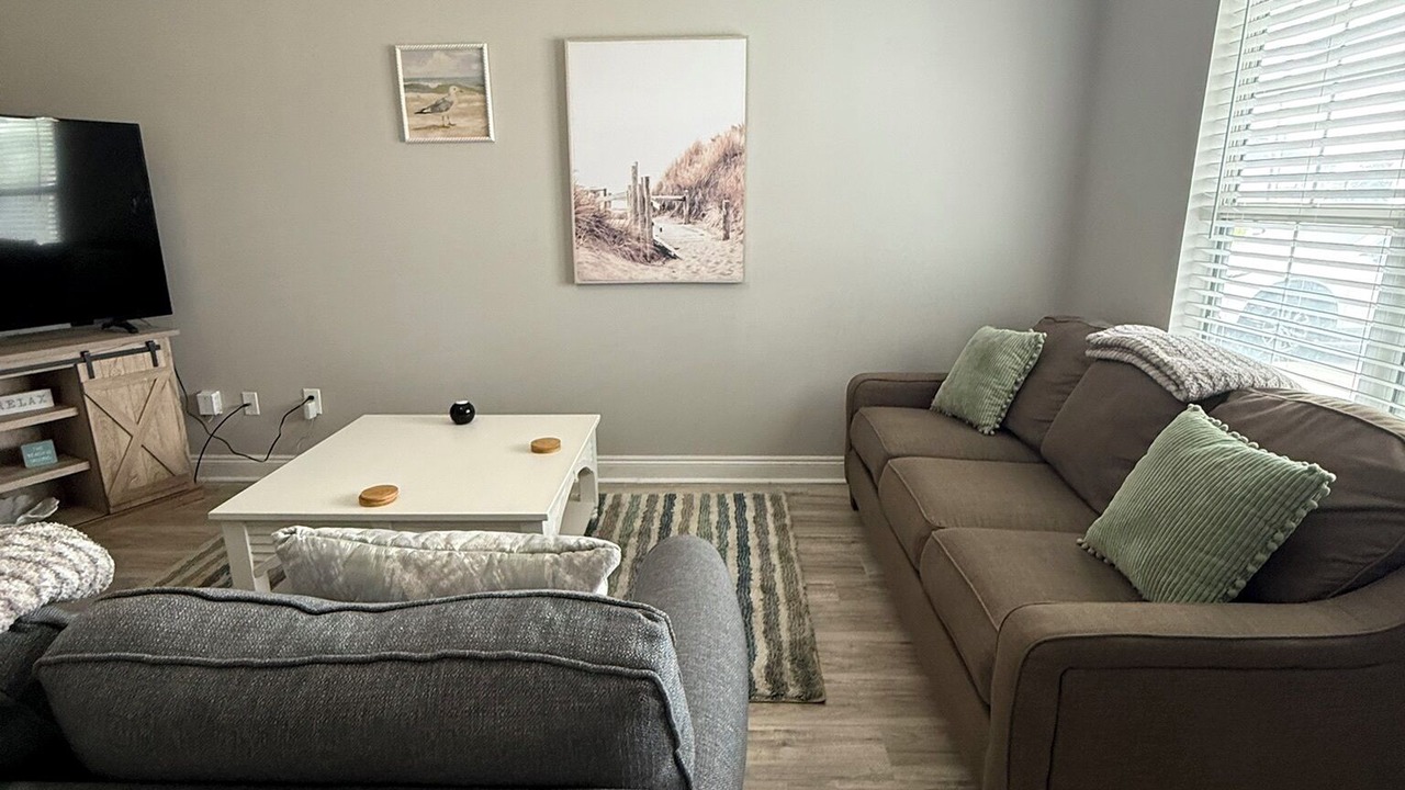 Photo of Livingroom in Upper Grand Lagoon