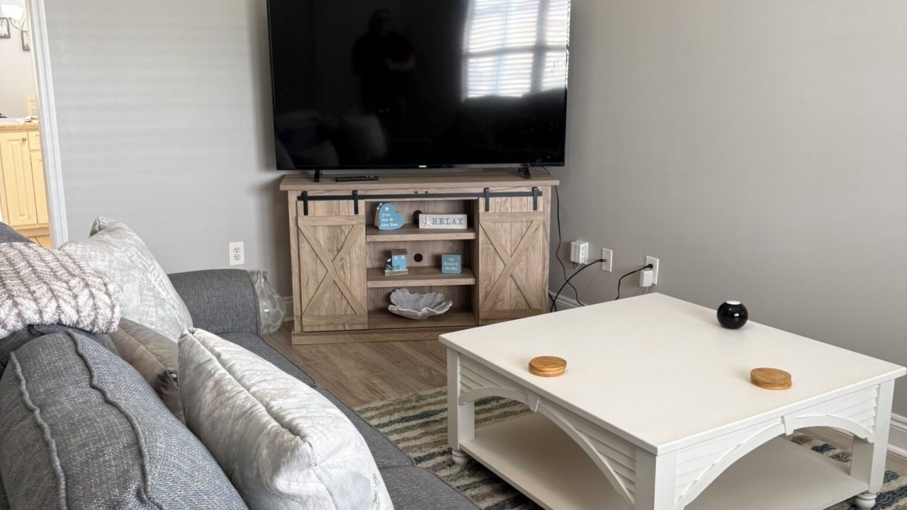 Photo of Livingroom in Upper Grand Lagoon