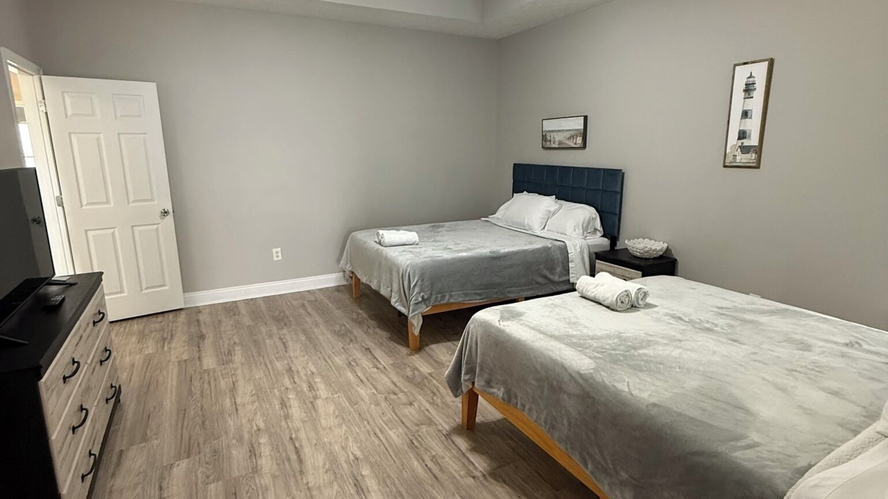 Photo of Bedroom in Upper Grand Lagoon