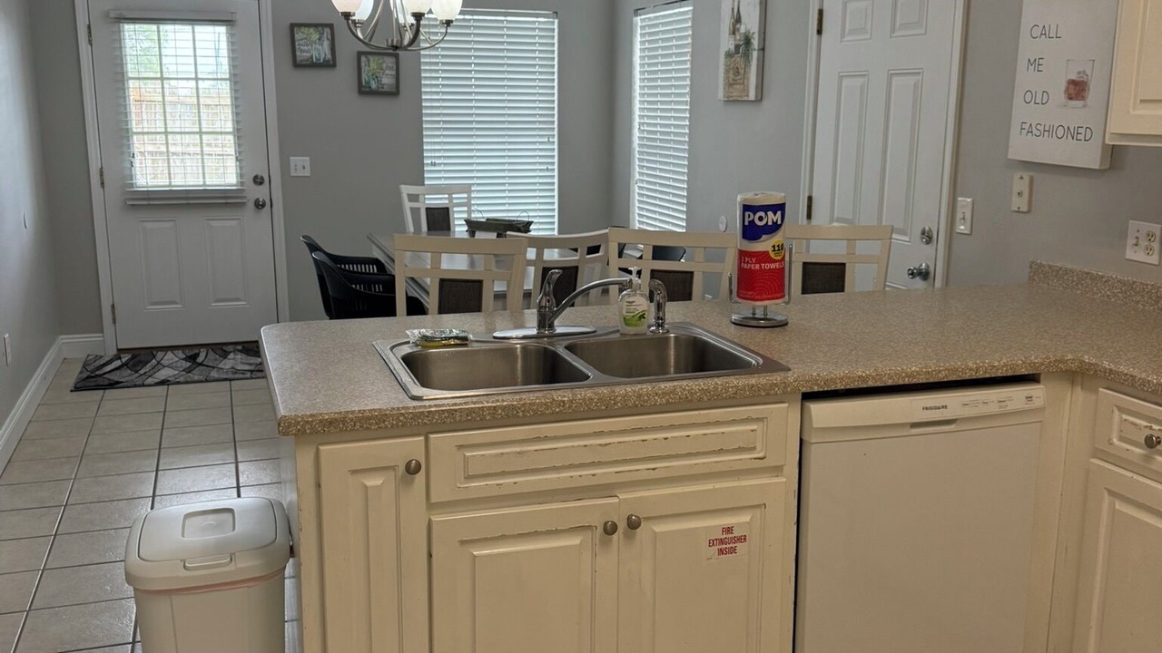 Photo of Kitchen in Upper Grand Lagoon