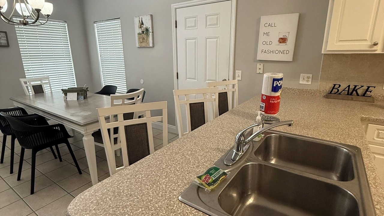Photo of Kitchen in Upper Grand Lagoon