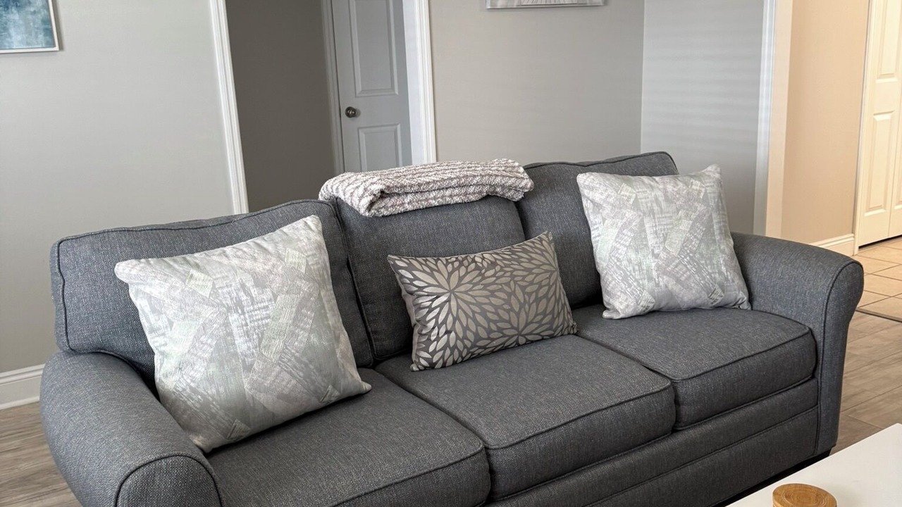 Photo of Livingroom in Upper Grand Lagoon