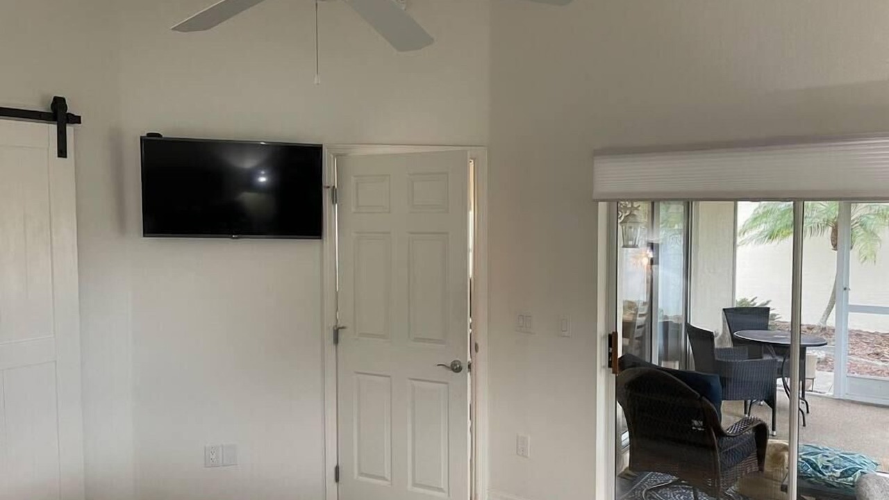 Photo of Bedroom in Villas of Greenwood