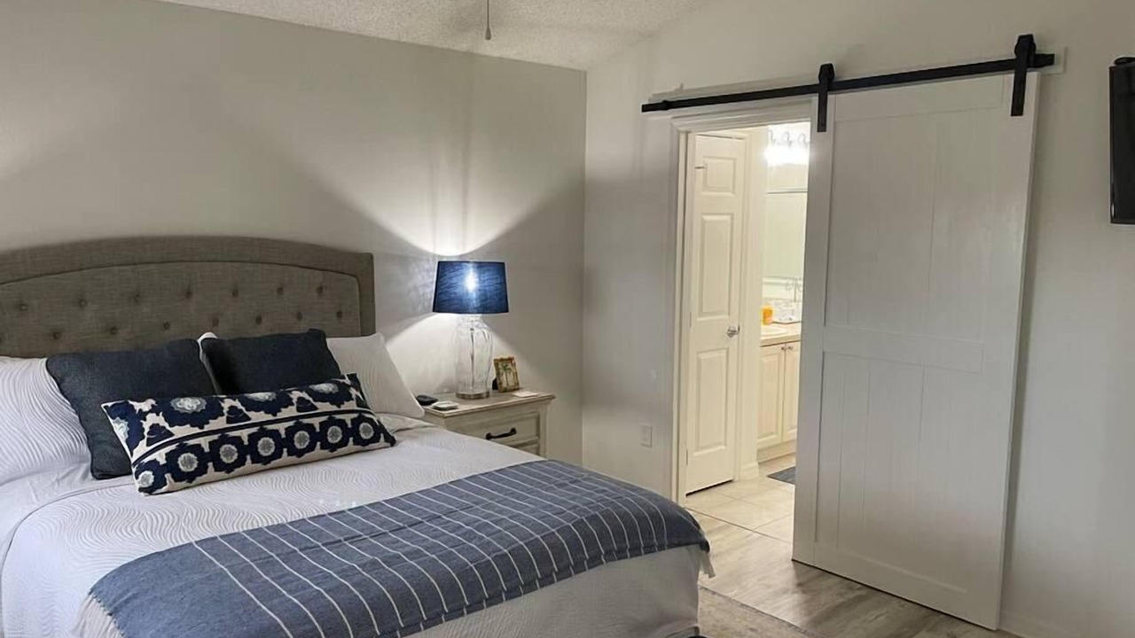 Photo of Bedroom in Villas of Greenwood