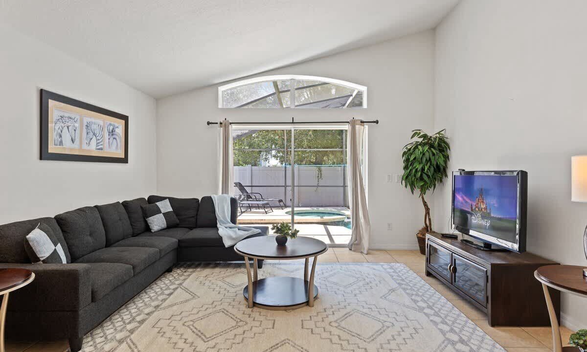 Photo of Bedroom in Veranda Palms