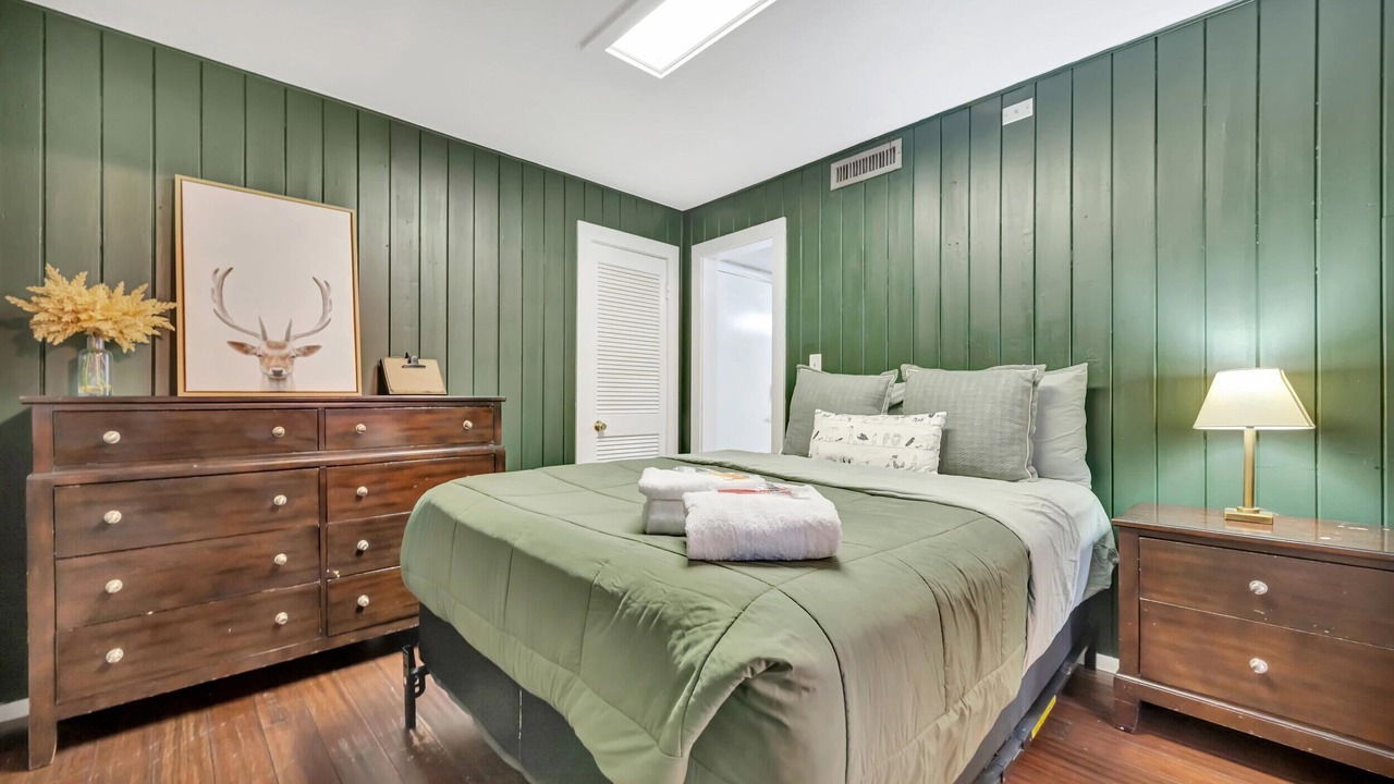 Photo of Bedroom in Parkland Estates