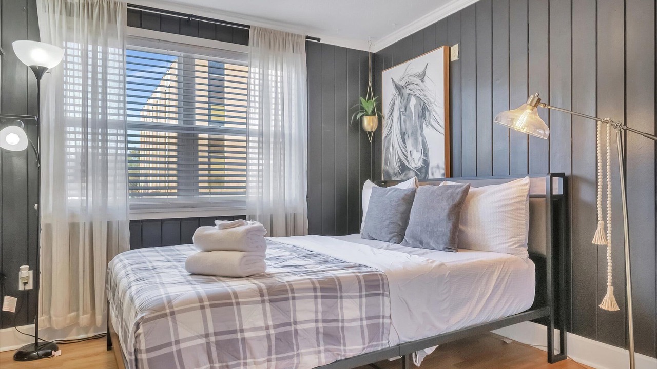 Photo of Bedroom in Parkland Estates