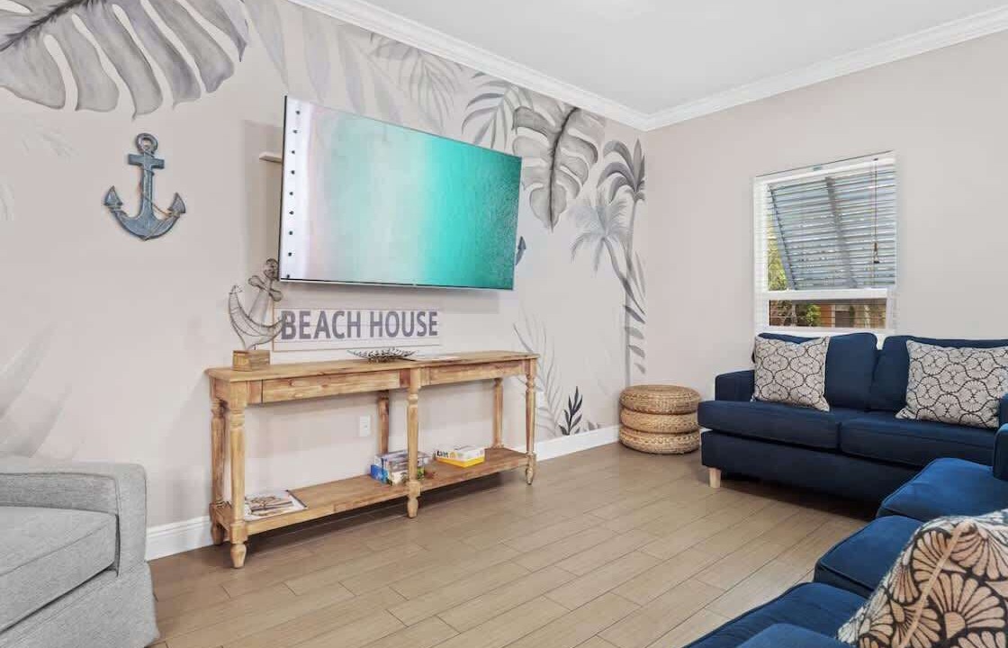 Photo of Livingroom in Villages of Crystal Beach