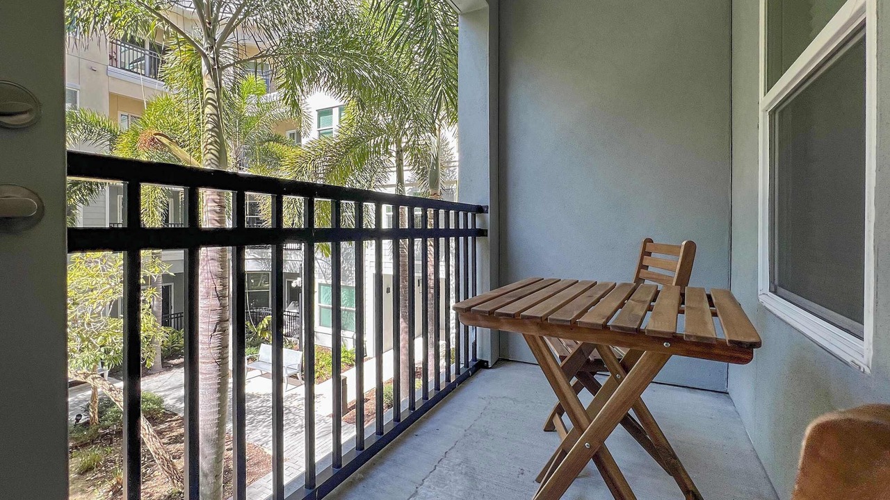 Photo of Patio Balcony in Carver City - Lincoln Gardens