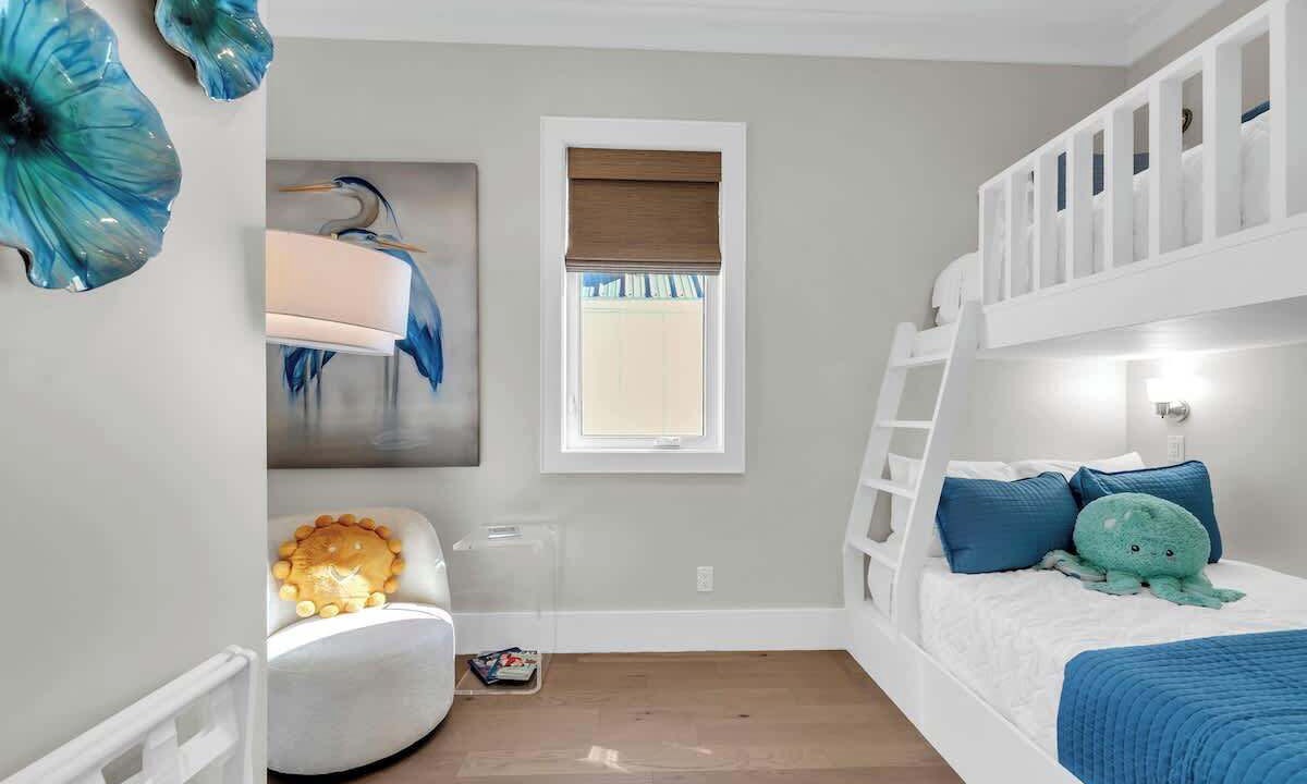 Photo of Bedroom in Gulfview Heights