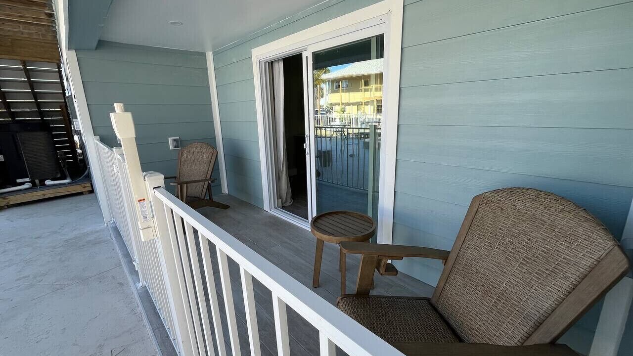 Photo of Patio Balcony in Mid Island