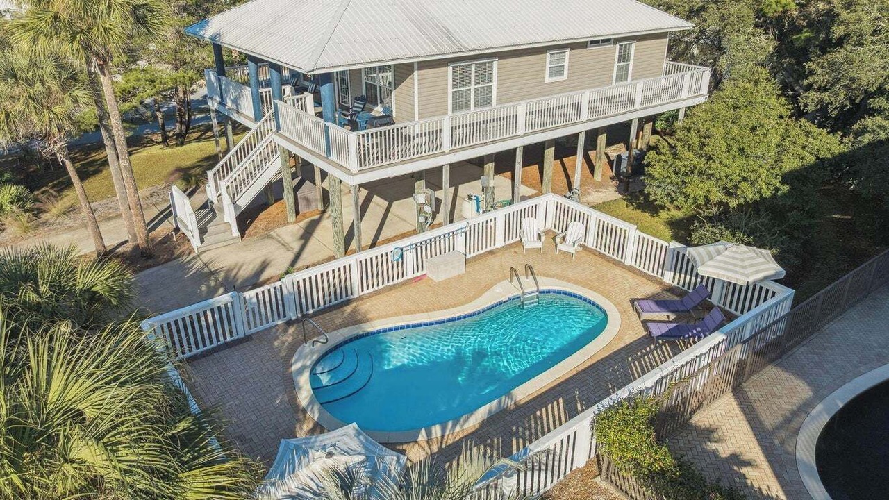 Photo of Outdoor in Gulfview Heights