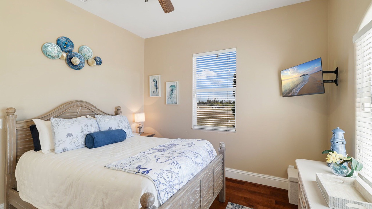 Photo of Bedroom in Burnt Store