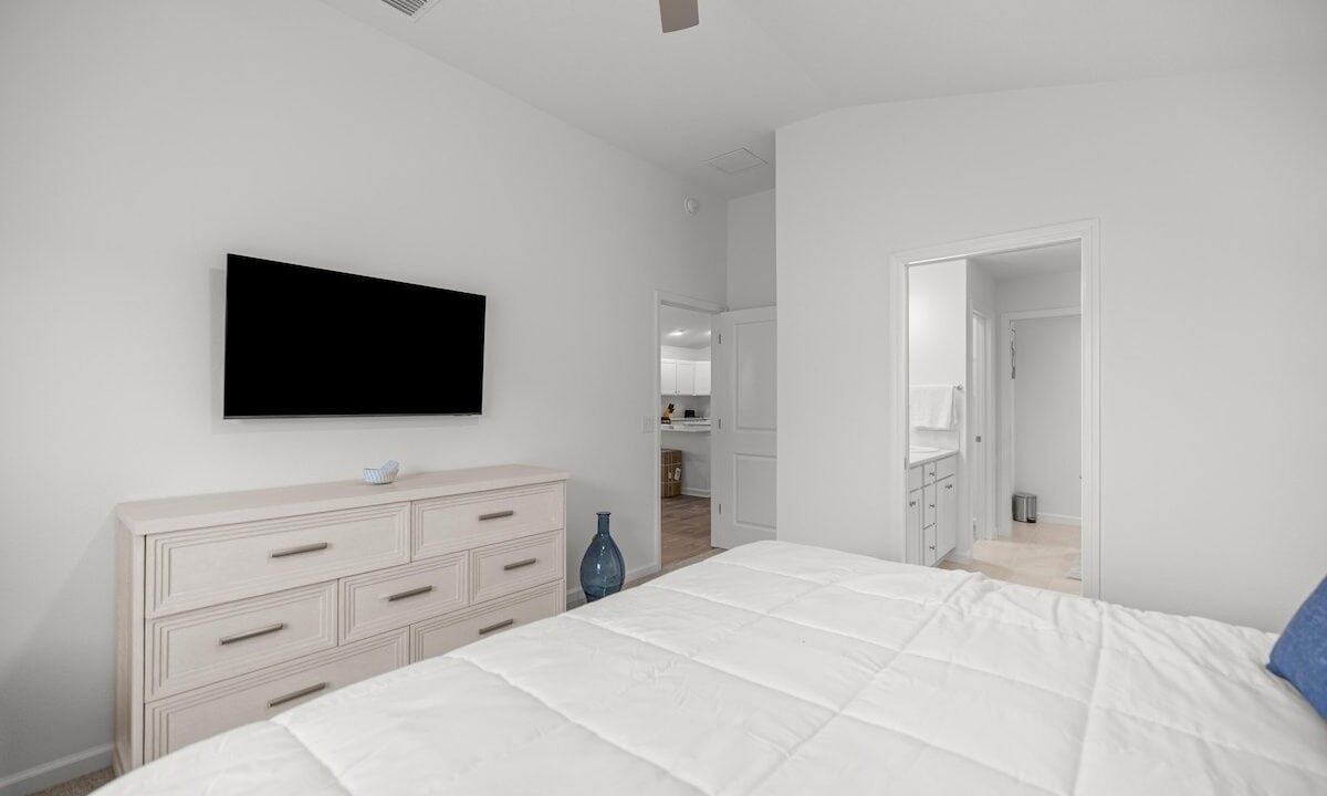 Photo of Bedroom in Candler