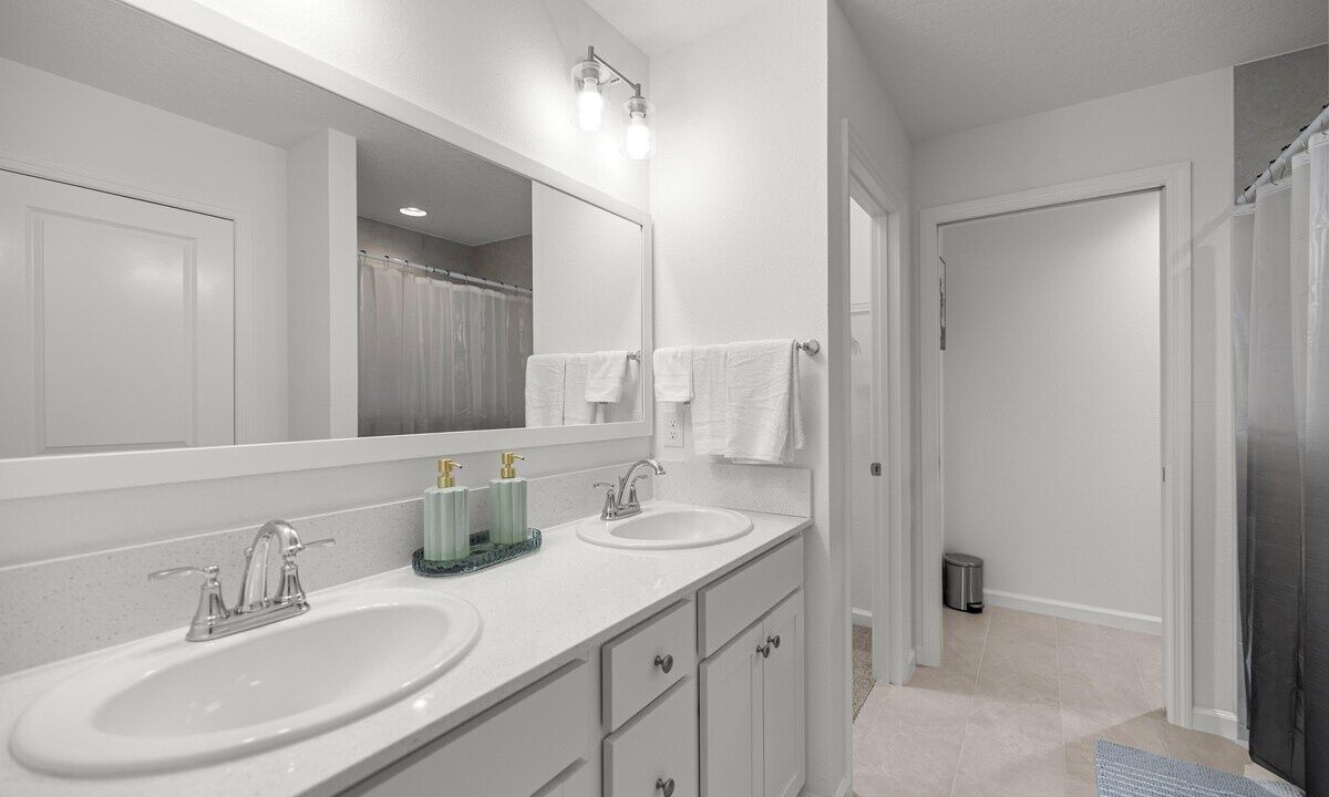 Photo of Bathroom in Candler