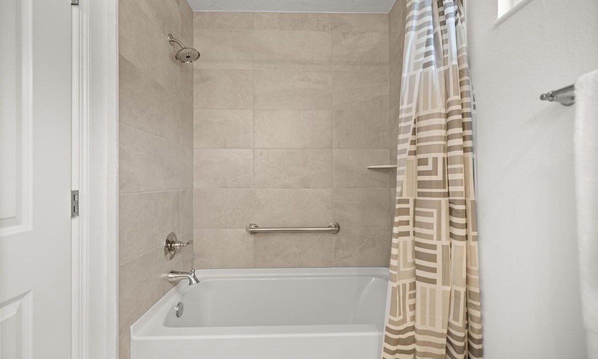 Photo of Bathroom in Candler