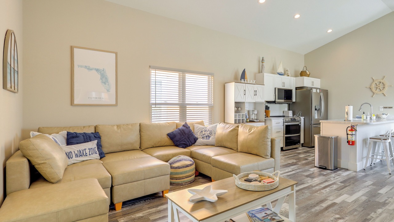 Photo of Livingroom in Steinhatchee