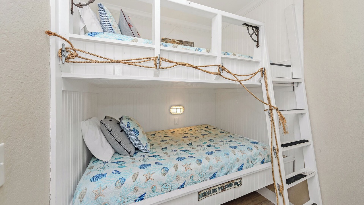 Photo of Bedroom in Villages of Crystal Beach