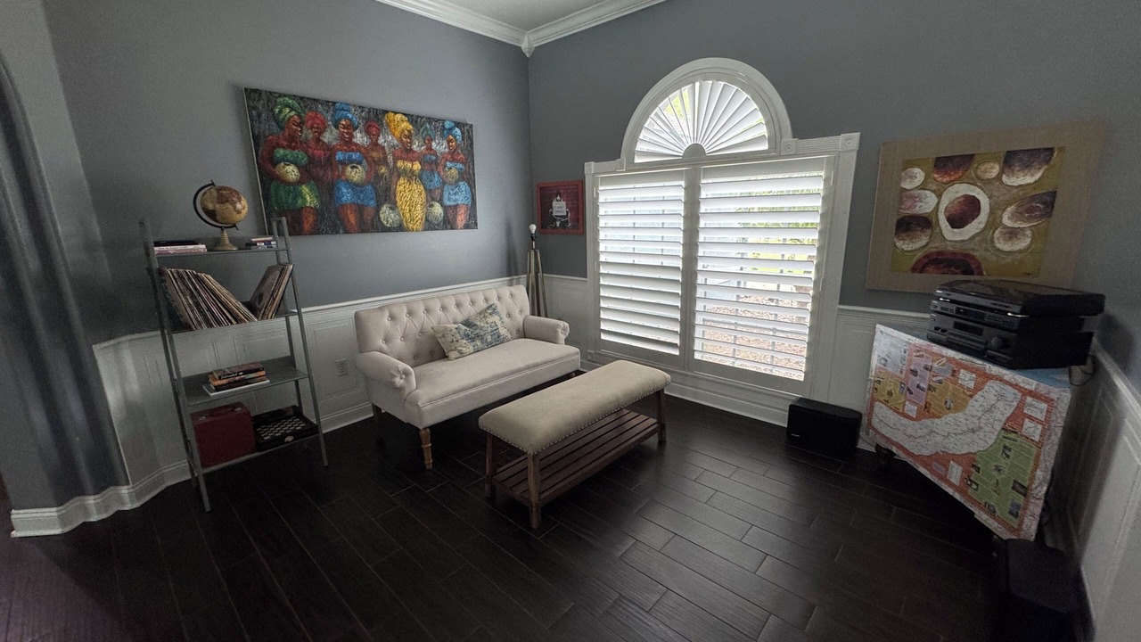 Photo of Livingroom in DeLand