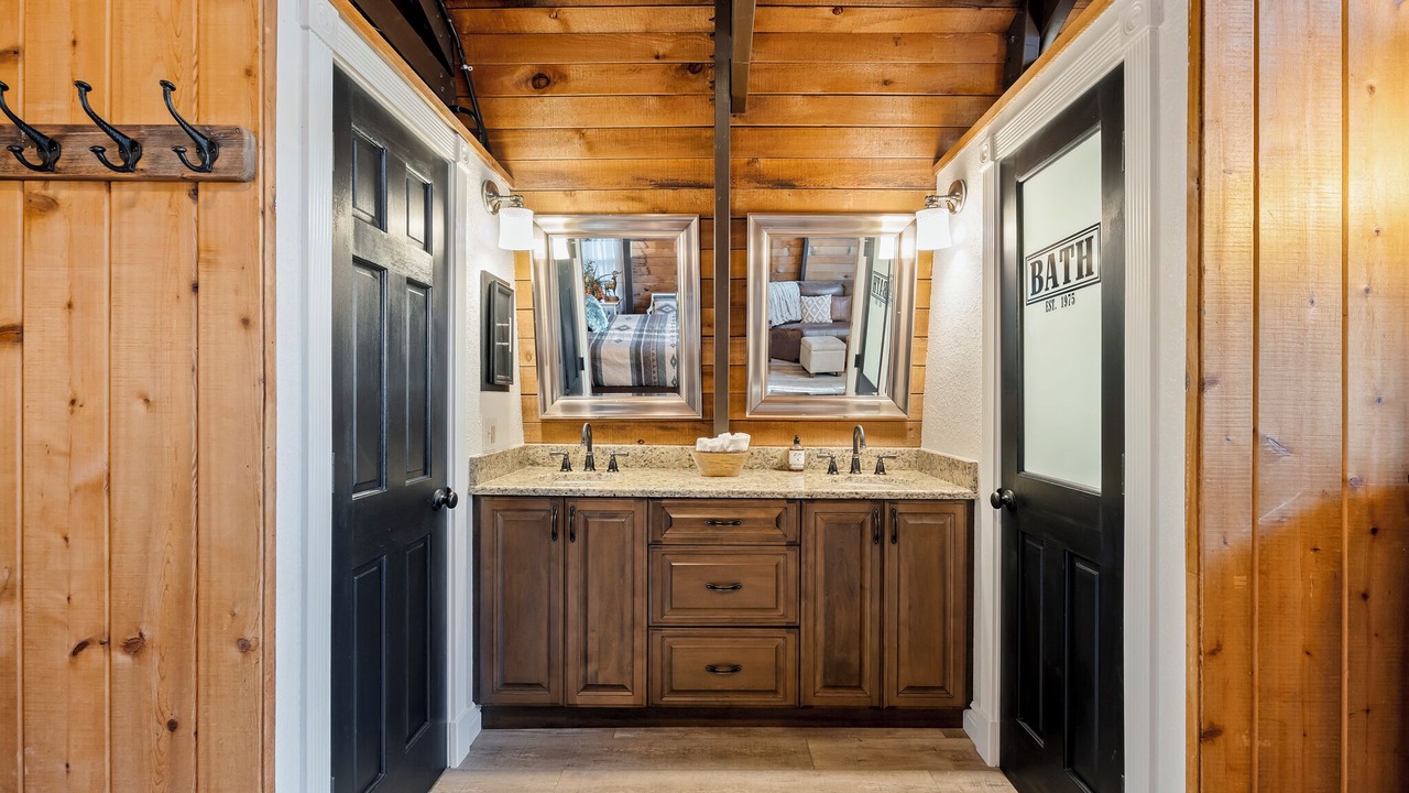 Photo of Bathroom in Cocoa