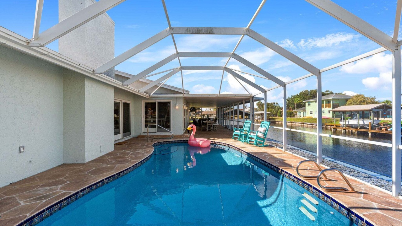 Photo of Outdoor in Surfside Estates
