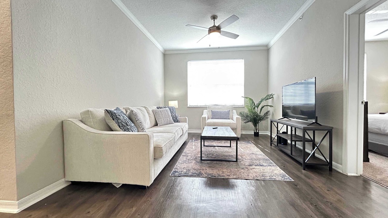 Photo of Livingroom in Westchase