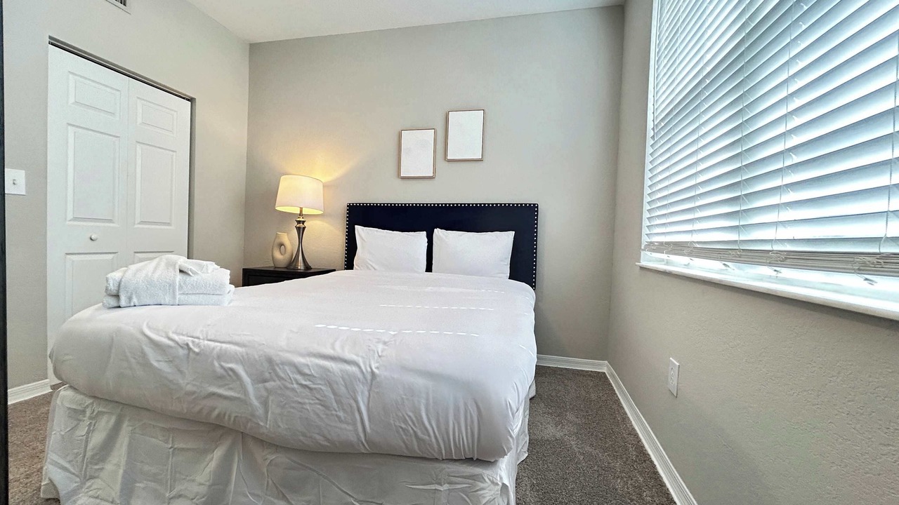 Photo of Bedroom in Westchase
