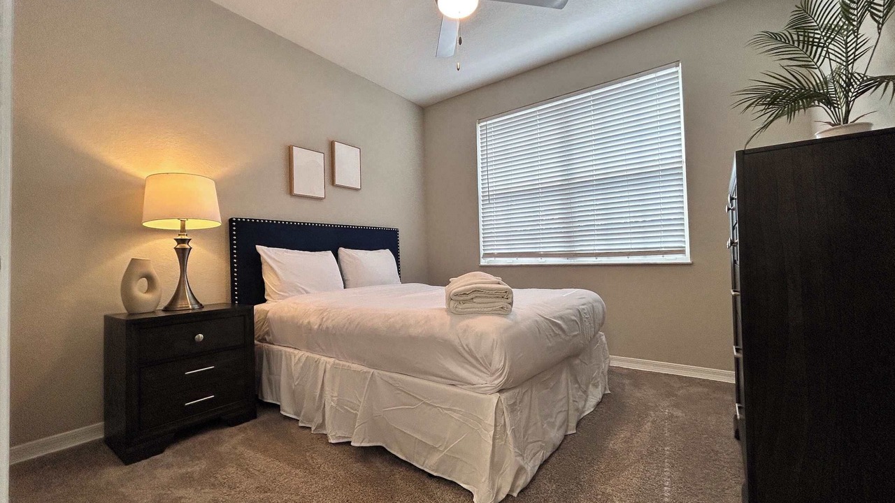 Photo of Bedroom in Westchase
