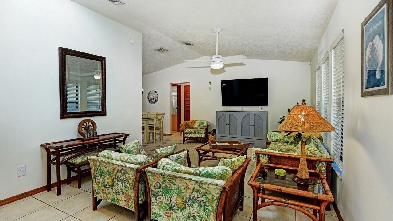 Photo of Livingroom in Indian River Estates