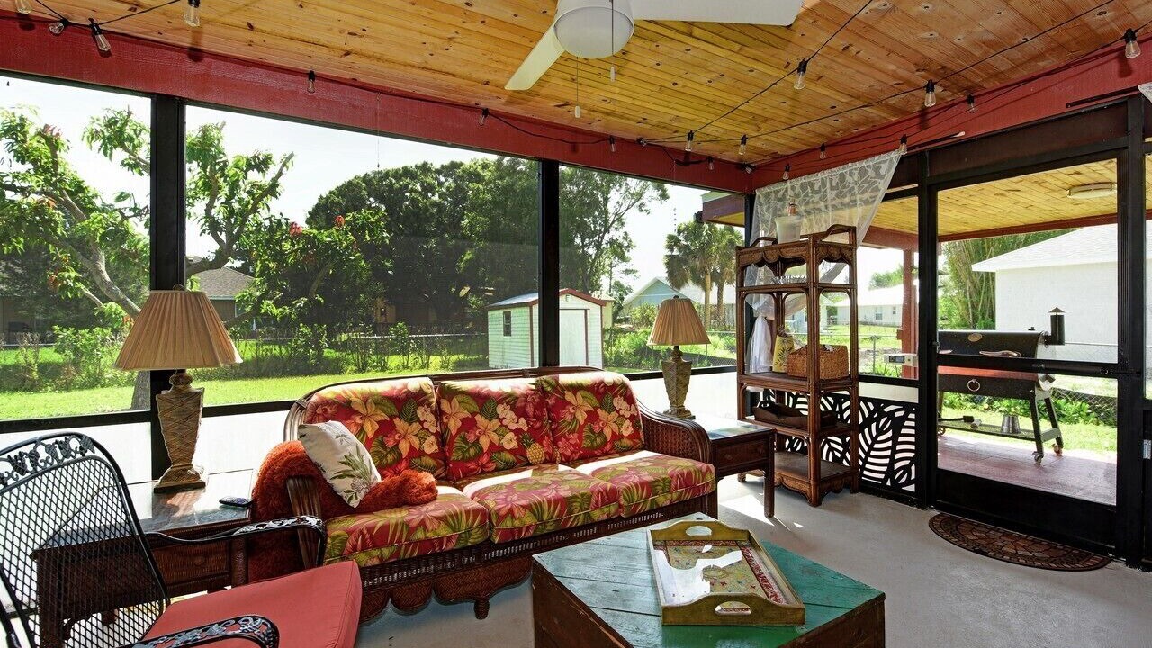 Photo of Livingroom in Indian River Estates