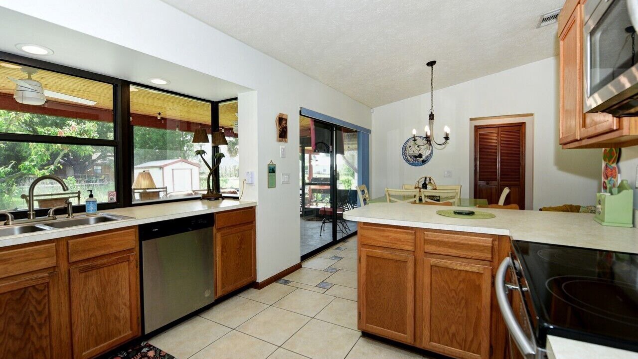 Photo of Kitchen in Indian River Estates