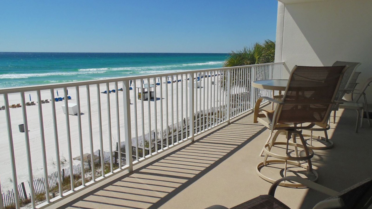 Photo of Patio Balcony in Biltmore Beach