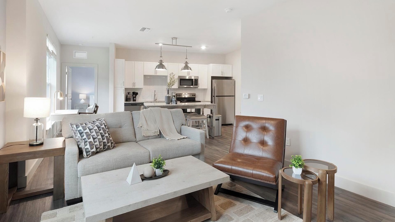 Photo of Livingroom in Florida Center