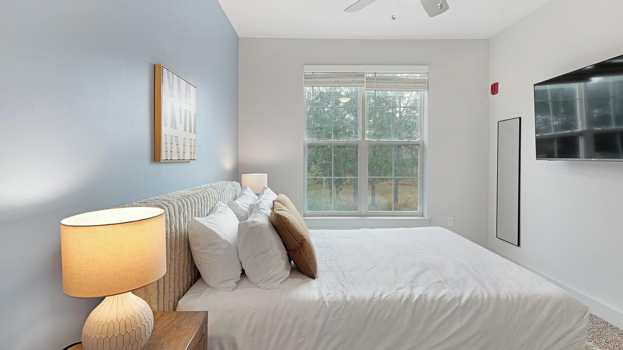 Photo of Bedroom in Florida Center