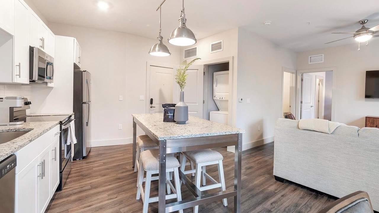 Photo of Kitchen in Florida Center