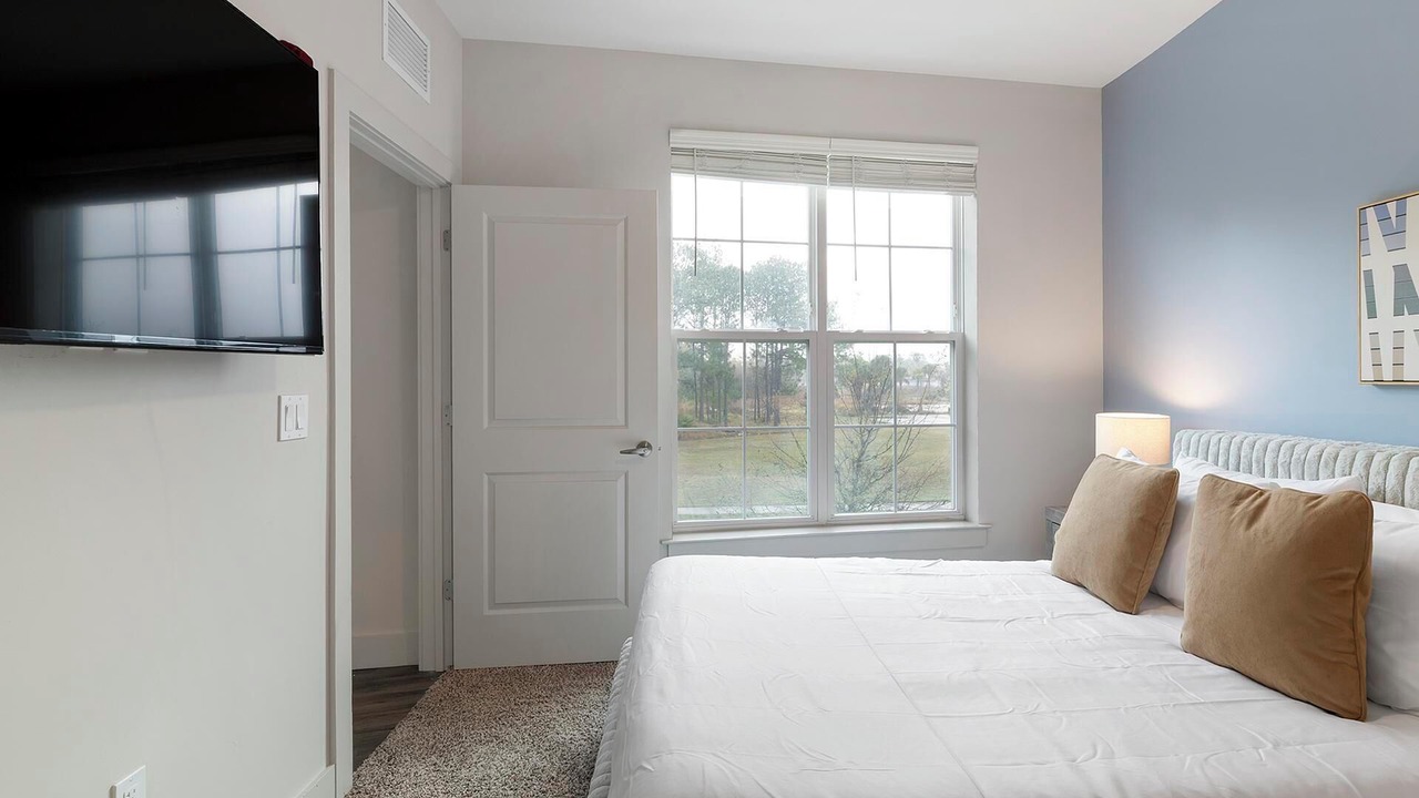Photo of Bedroom in Florida Center